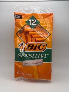 2 Pack BiC Sensitive Disposable Razors, 1 Blade, 12CT